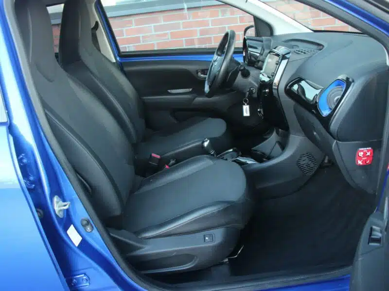 Toyota Aygo Automat*Navi*Radar*AsysToru*Klimatr*Kamera*Led*Alu*GrzFot*Gwar VGS!!! II (2014-)
