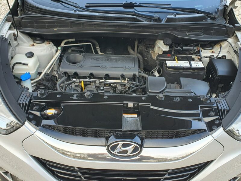 Hyundai ix35 2.0i 163KM # Climatronic # Parktronic # PółSkóra # Serwis do Końca !