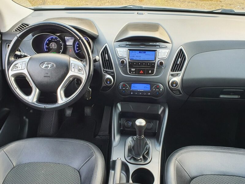 Hyundai ix35 2.0i 163KM # Climatronic # Parktronic # PółSkóra # Serwis do Końca !