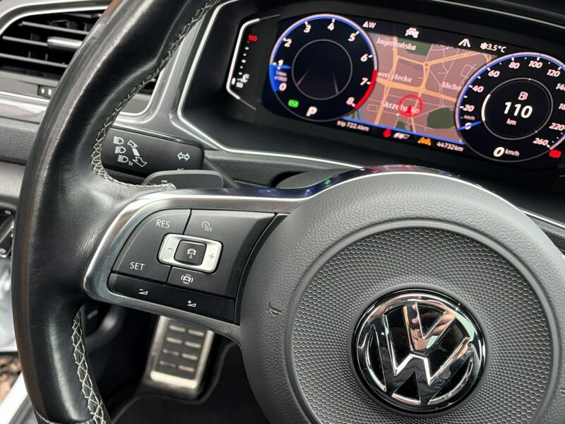 Volkswagen T-Roc R-Line,LED, Klima, Navi, Akt. Temp, Asystenci, CarPlay, Kamera Cofania
