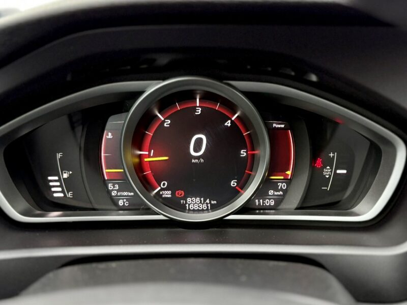 Volvo V40 Cross Country 150PS,D3,Navi,Serwis ASO,Gwarancja