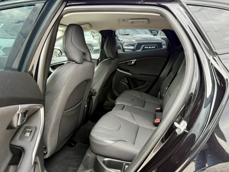Volvo V40 Cross Country 150PS,D3,Navi,Serwis ASO,Gwarancja