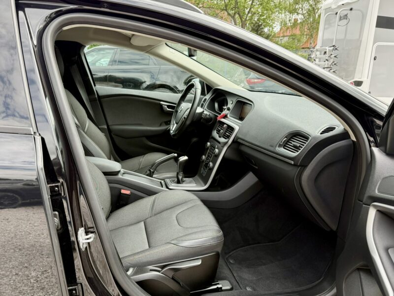 Volvo V40 Cross Country 150PS,D3,Navi,Serwis ASO,Gwarancja