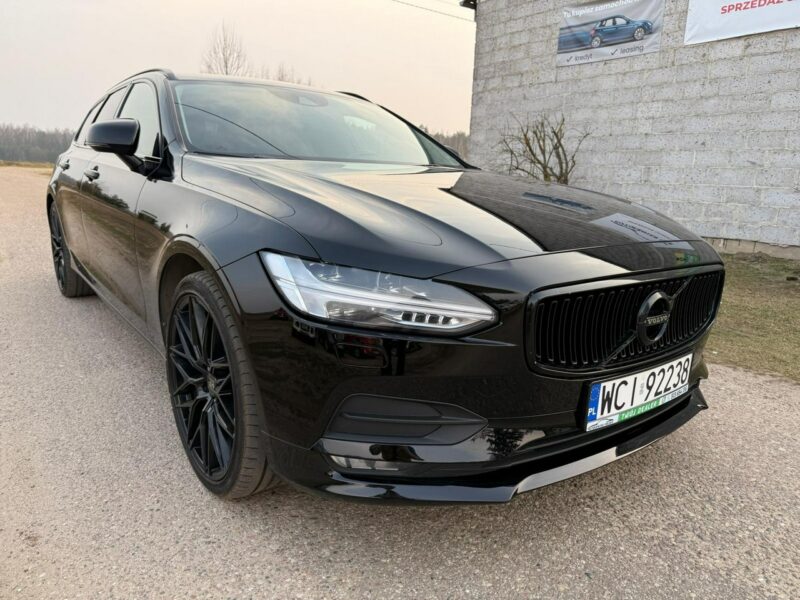 Volvo V90 Momentum 2.0 T 254KM Benzyna Aktywny Tempomat