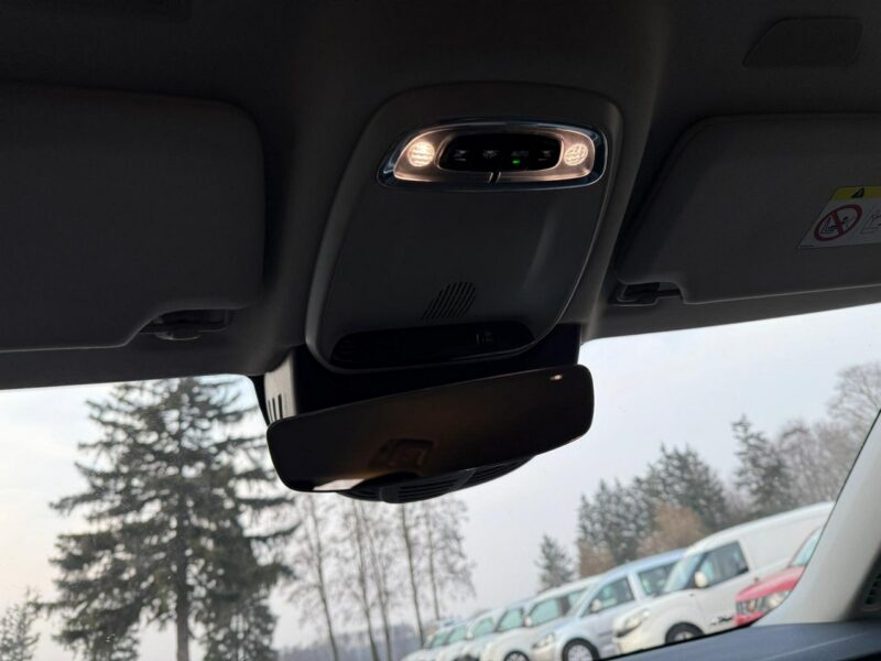 Volvo V90 Momentum 2.0 T 254KM Benzyna Aktywny Tempomat