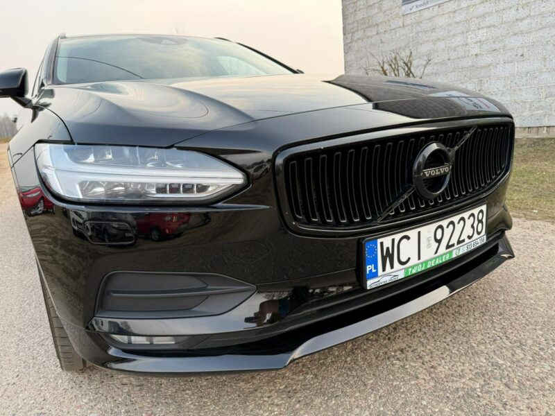 Volvo V90 Momentum 2.0 T 254KM Benzyna Aktywny Tempomat