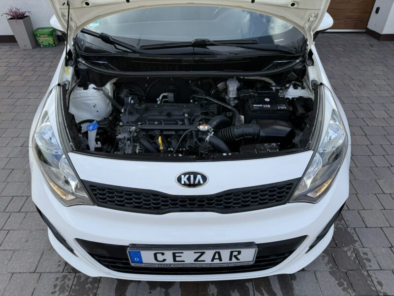 Kia Rio 16r. benzyna zadbana bezwypadkowa z Niemiec III (2011-)
