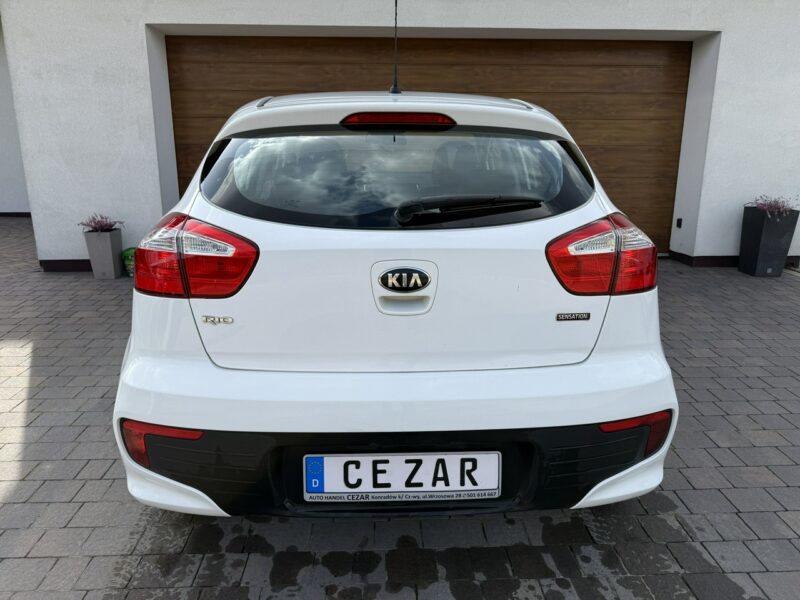 Kia Rio 16r. benzyna zadbana bezwypadkowa z Niemiec III (2011-)
