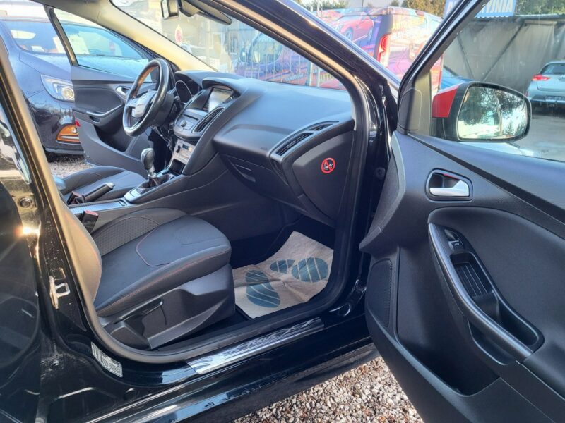 Ford Focus 1.5 Turbo 150 KM ST Line I Właściciel Serwis Gwarancja Zapraszamy !!! Mk3 (2010-2018)