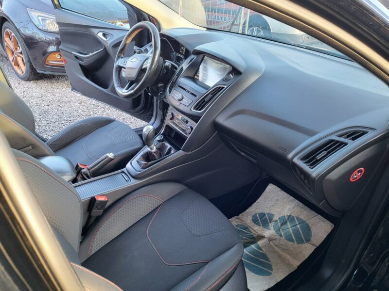 Ford Focus 1.5 Turbo 150 KM ST Line I Właściciel Serwis Gwarancja Zapraszamy !!! Mk3 (2010-2018)