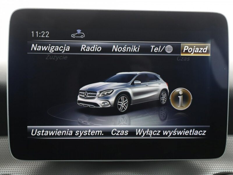 Mercedes GLA 180 Automat full LED navi kamera i czujniki parkowania