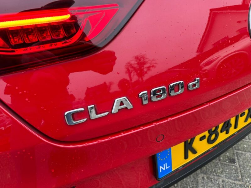 Mercedes CLA 180 Mercedes-Benz CLA 180 Shooting Brake Night Edition 2021r Pakiet AMG! I (2013-2019)