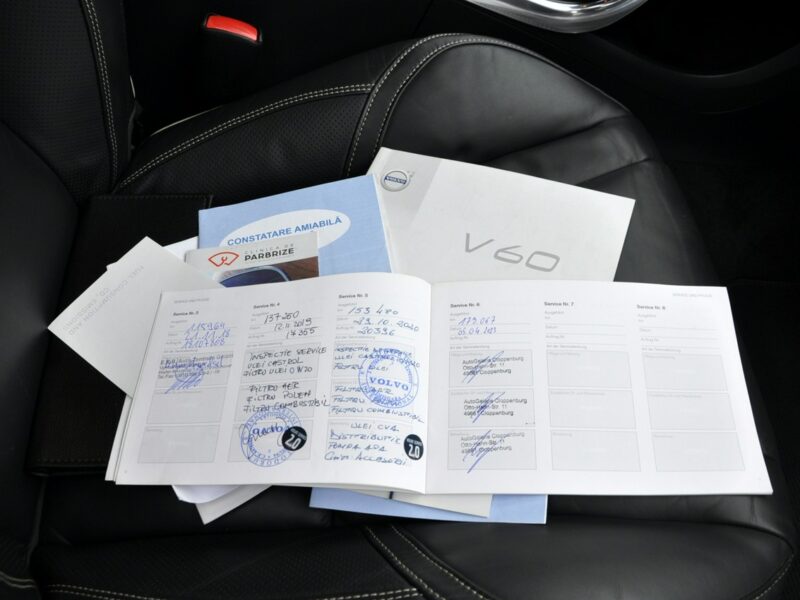 Volvo V60 2.0d(225KM)*RDesign*RadarACC*Virtual*Led*Xenon*Navi*Kamera*Skóry*Alu18 I (2010-2018)