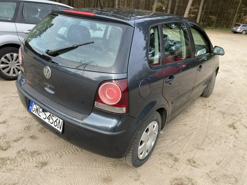Volkswagen Polo 5 d, CLIMAtic, świeży olej i nowe hamulce, prawie nowe opony, isofix IV FL (2005-2009)