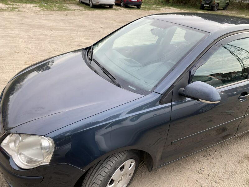 Volkswagen Polo 5 d, CLIMAtic, świeży olej i nowe hamulce, prawie nowe opony, isofix IV FL (2005-2009)