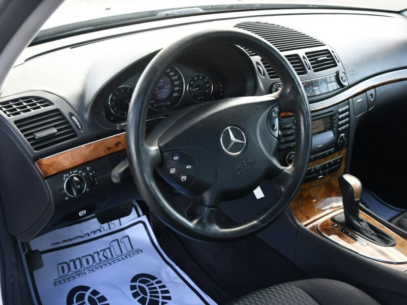 Mercedes E 240 2,6Benz DUDKI11 Automat,Tempomat.El.szyby.2 Komp.Kół.kredyt.OKAZJA W211 (2002-2009)