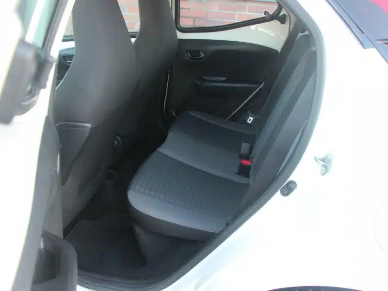 Toyota Aygo Navi*Klima*GrzaneFotele*Kamera*PanelDotyk*Esp*Led*BT*Android*Gwar VGS II (2014-)