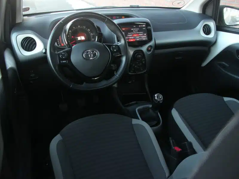Toyota Aygo Navi*Klima*GrzaneFotele*Kamera*PanelDotyk*Esp*Led*BT*Android*Gwar VGS II (2014-)