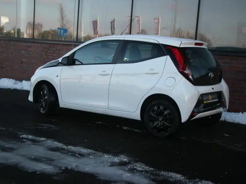 Toyota Aygo Navi*Klima*GrzaneFotele*Kamera*PanelDotyk*Esp*Led*BT*Android*Gwar VGS II (2014-)
