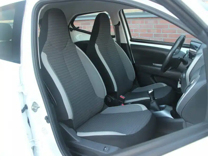 Toyota Aygo Navi*Klima*GrzaneFotele*Kamera*PanelDotyk*Esp*Led*BT*Android*Gwar VGS II (2014-)