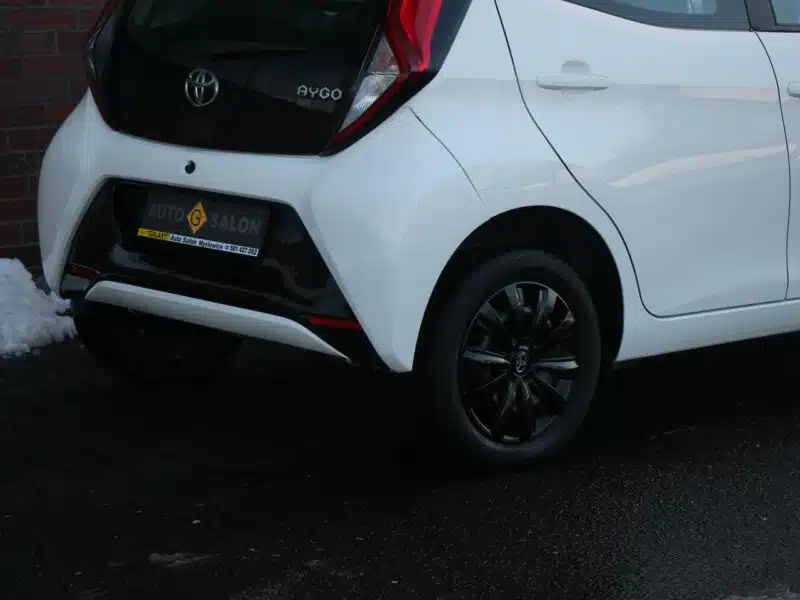 Toyota Aygo Navi*Klima*GrzaneFotele*Kamera*PanelDotyk*Esp*Led*BT*Android*Gwar VGS II (2014-)