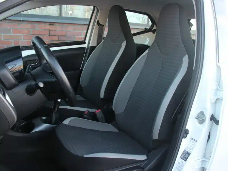 Toyota Aygo Navi*Klima*GrzaneFotele*Kamera*PanelDotyk*Esp*Led*BT*Android*Gwar VGS II (2014-)