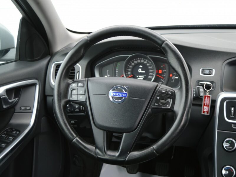 Volvo V60 1.6 D2 Serwisowany LED Navi Klimatronik EURO-5 I (2010-2018)