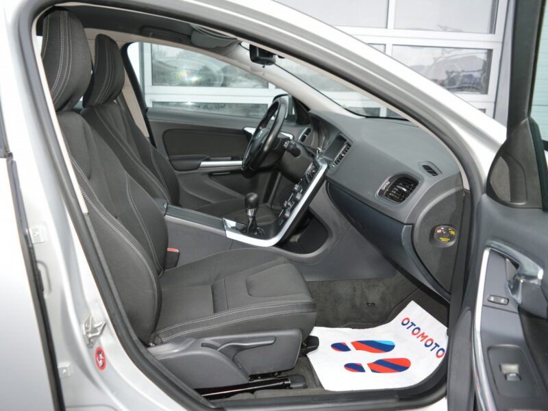Volvo V60 1.6 D2 Serwisowany LED Navi Klimatronik EURO-5 I (2010-2018)