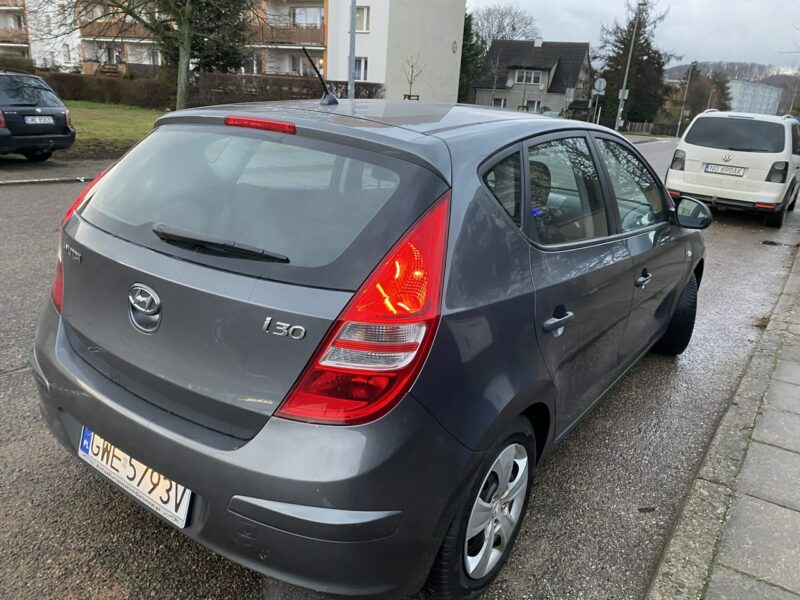 Hyundai i30 Niezawodna i mocna benzyna/Klimatyzacja/Isofix, niski przebieg/Aux,USB I (2002-2013)