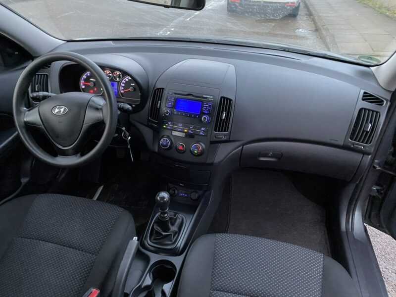 Hyundai i30 Niezawodna i mocna benzyna/Klimatyzacja/Isofix, niski przebieg/Aux,USB I (2002-2013)