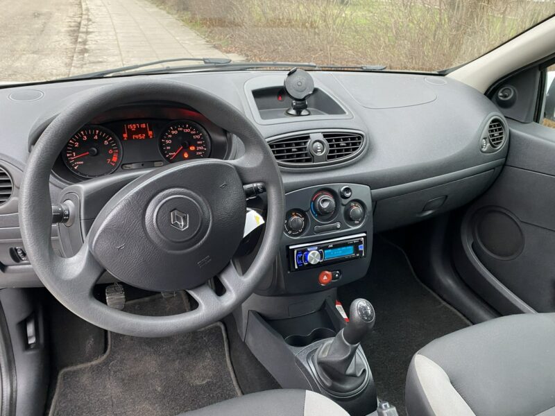 Renault Clio Niski przebieg gwarantowany/Po liftingu/Isofix, także z przodu,spoiler III (2005-2012)