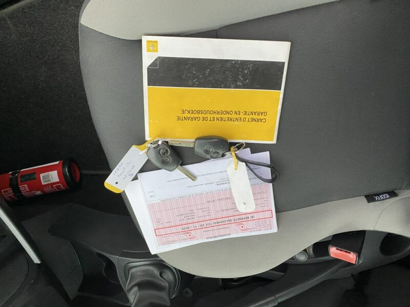 Renault Clio Niski przebieg gwarantowany/Po liftingu/Isofix, także z przodu,spoiler III (2005-2012)