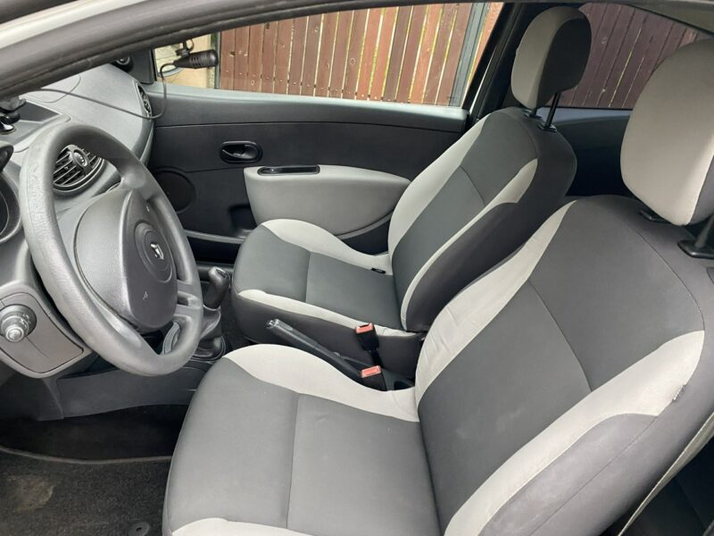 Renault Clio Niski przebieg gwarantowany/Po liftingu/Isofix, także z przodu,spoiler III (2005-2012)