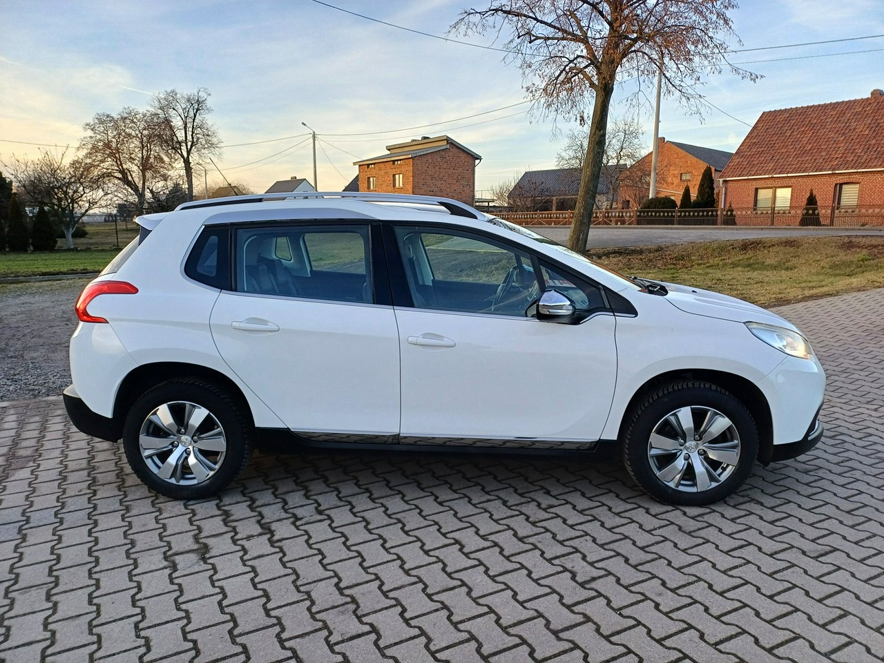 Peugeot 2008 1.6 e-HDi 115 KM Klimatronic Solardach I (2013-2019)