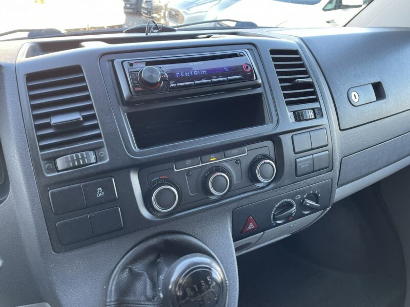Volkswagen Transporter Transporter T5 Lift 2.0 Tdi 9-osob Klima 2011 T5
