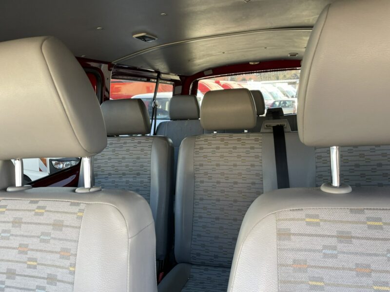 Volkswagen Transporter Transporter T5 Lift 2.0 Tdi 9-osob Klima 2011 T5