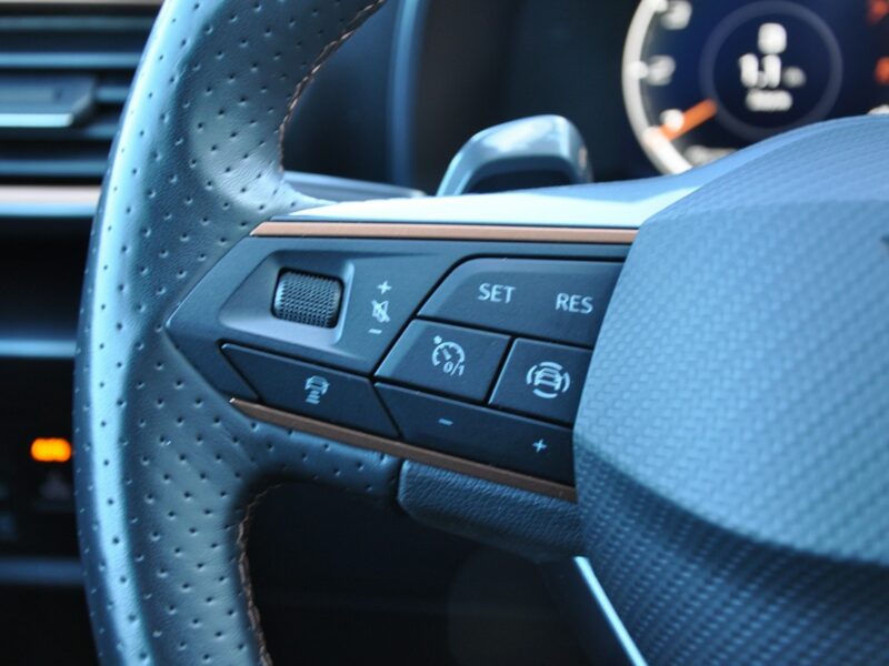 Cupra Formentor 1.5TSI 150KM DSG Kamera El.Klapa Beats Ambiente Gwar. Dealer FV23%