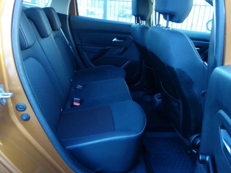 Dacia Duster Dacia Duster 2018 1.6 benzyna 115 km przebieg 77tys II (2017-2024)