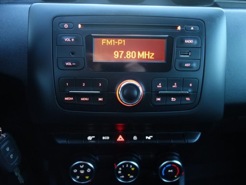 Dacia Duster Dacia Duster 2018 1.6 benzyna 115 km przebieg 77tys II (2017-2024)