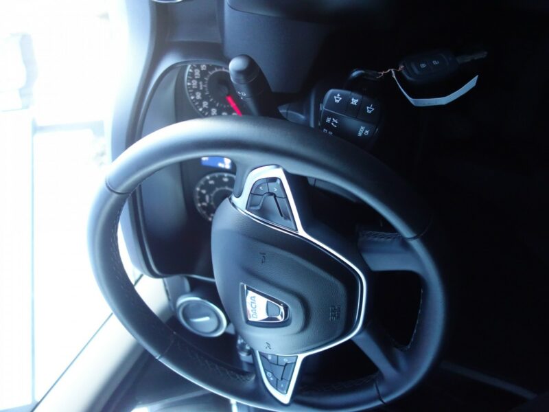 Dacia Duster Dacia Duster 2018 1.6 benzyna 115 km przebieg 77tys II (2017-2024)