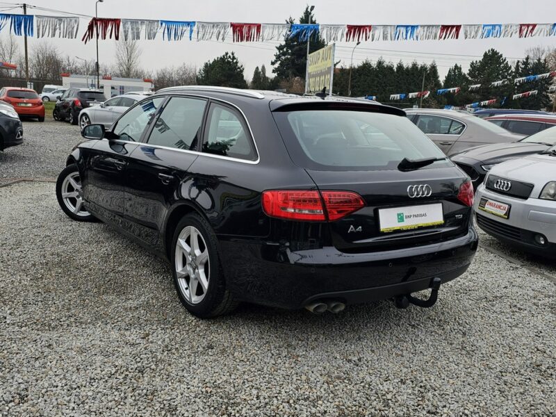 Audi A4 2.0 TDI - 140 KM * Duża Navi * Automat / Ledy Biksenon *HAK /Gwarancja B8 (2007-2015)