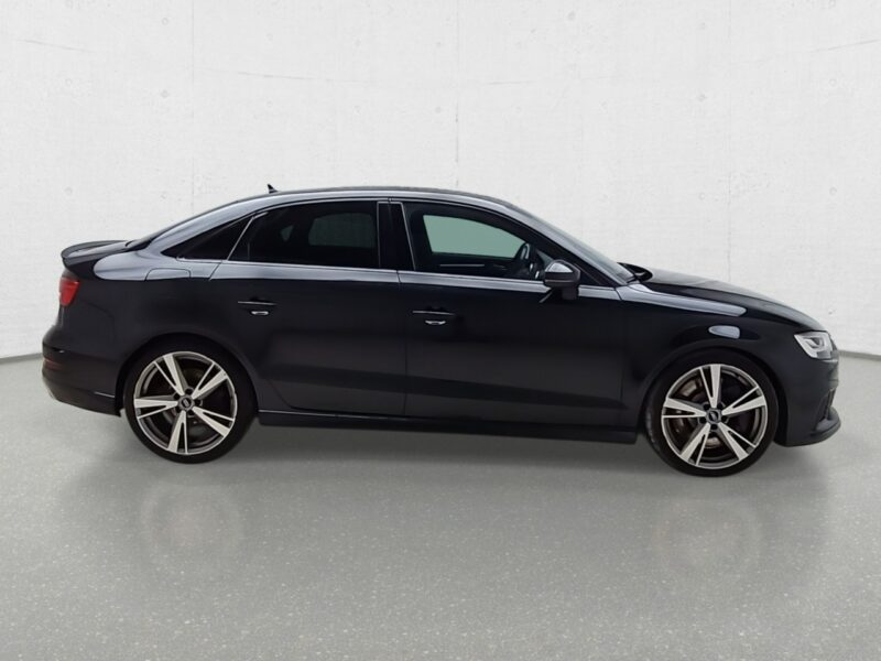 Audi RS3 8VA (2018-)