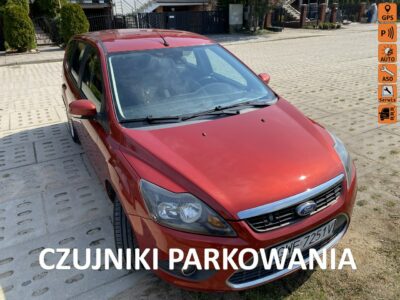 Ford Focus Titanium, czujniki, nawigacja, mocna benzyna, hak, podg. szyba czołowa Mk2 (2004-2011)