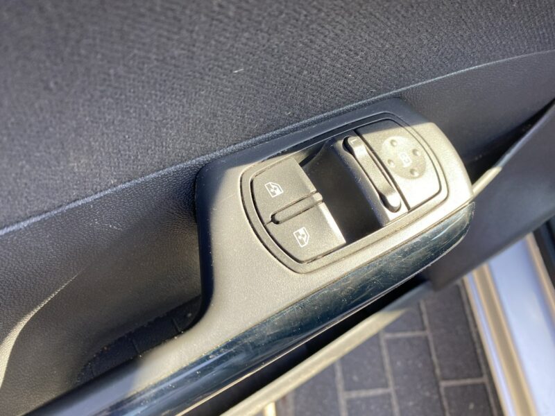 Opel Corsa 1,2b. 5d, LPG, klimatyzacja , butla na 10 lat, opony wielosez, Isofix D (2006-2014)