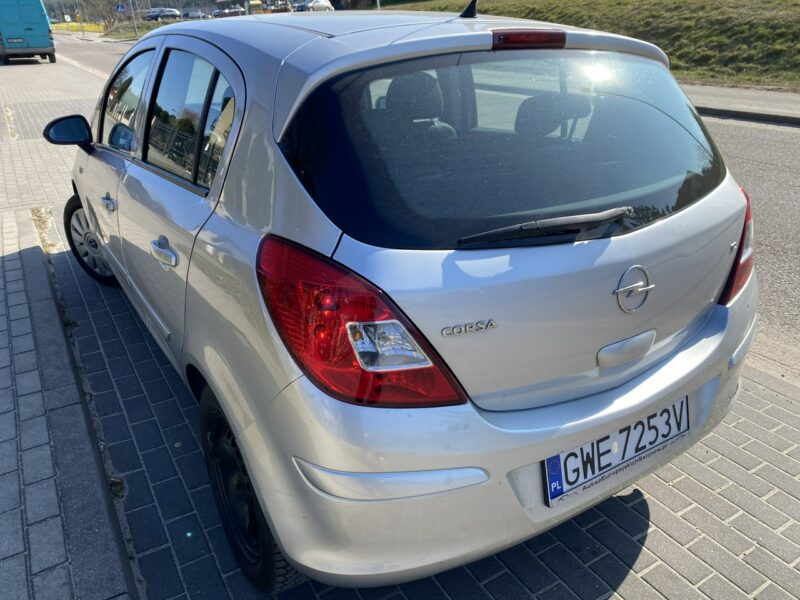 Opel Corsa 1,2b. 5d, LPG, klimatyzacja , butla na 10 lat, opony wielosez, Isofix D (2006-2014)