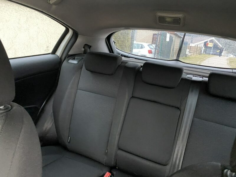 Alfa Romeo Giulietta Mocny silnik, klimatronik, parktronik, Ledy dzienne, isofix, z Niemiec