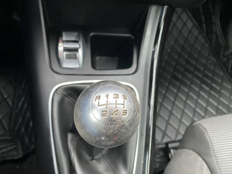 Alfa Romeo Giulietta Mocny silnik, klimatronik, parktronik, Ledy dzienne, isofix, z Niemiec