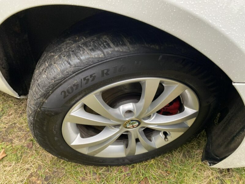 Alfa Romeo Giulietta Mocny silnik, klimatronik, parktronik, Ledy dzienne, isofix, z Niemiec
