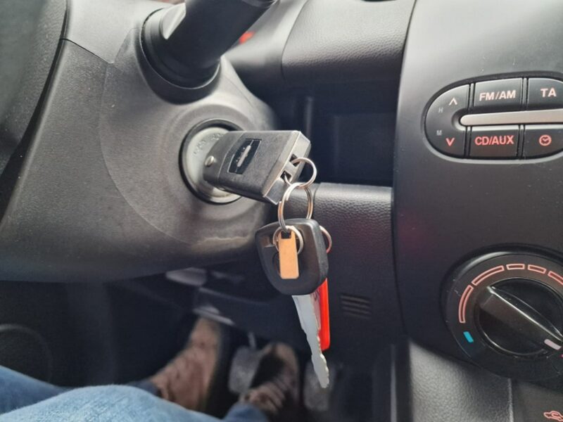 Mazda 2 1.4 Benzyna 84 KM, Klimatyzacja, Alufelgi, Isofix, Dwa Klucze, II (2007-2014)