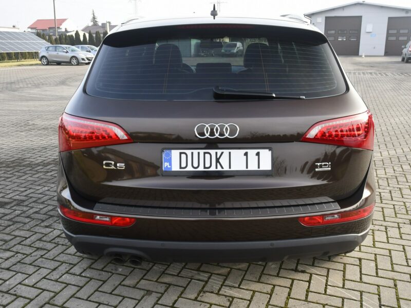 Audi Q5 2,0tdi S-line,Quattro,Navi,Pół-skóry,Elkt.Klapa.Klimatr 2 str.GWARANCJ 8R (2008-)